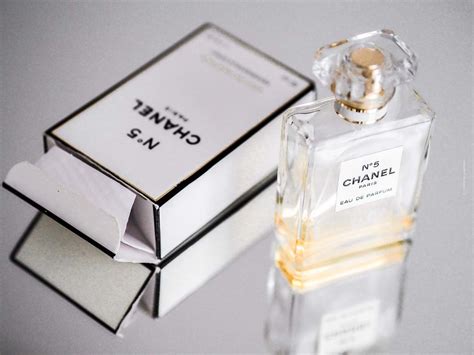 geur van chanel no 5|Chanel No. 5: de tijdloze klassieker in de .